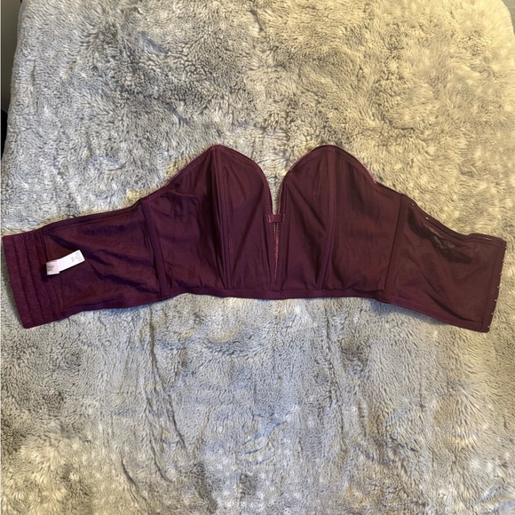 Victorias Secret Velvet Cropped Bra - Picture 3 of 8